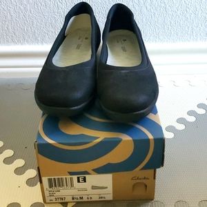 Clarks cloudstepper Ayla low size 8.5 NEW